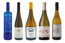 DWWA 2021 top-scoring Albari&ntilde;o wines: Aguiuncho, Soalheiro, Paco & Lola, Garzon and Left Field