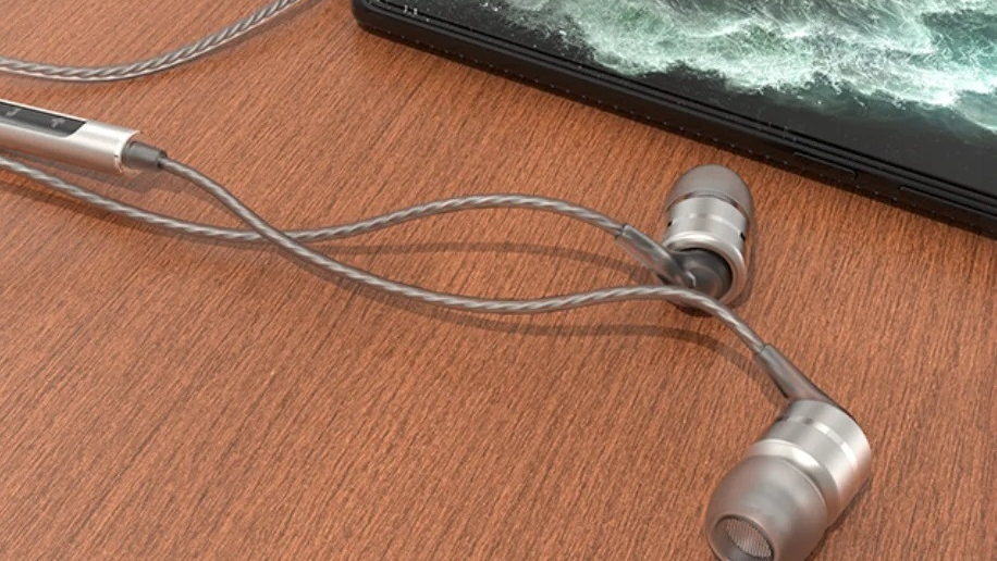 Forget Bluetooth, SoundMagic’s budget wired in-ear headphones promise hi-res audio via USB-C