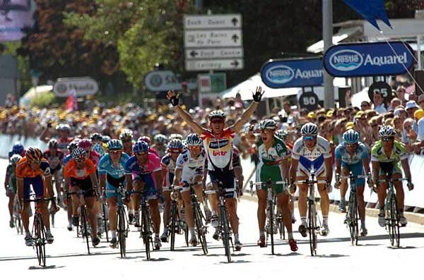McEwen is happy; Hushovd is not.