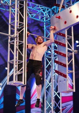 Mike Snow in action in the Ninja Warrior final