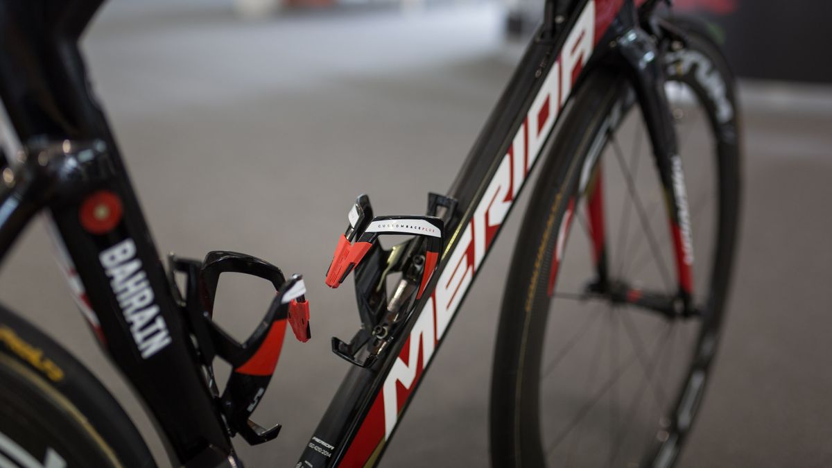 Colour coordinated Elite Custom Race Plus bottle cages for Bahrain-Merida
