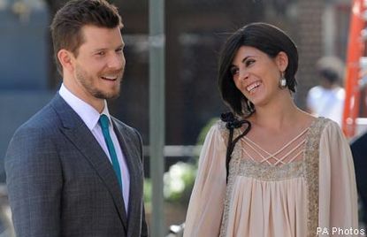 Jamie Lynn Sigler and Eric Mabius - Celebrity News - Marie Claire