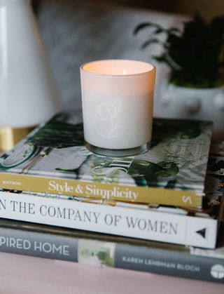 Draper James wildwood candle