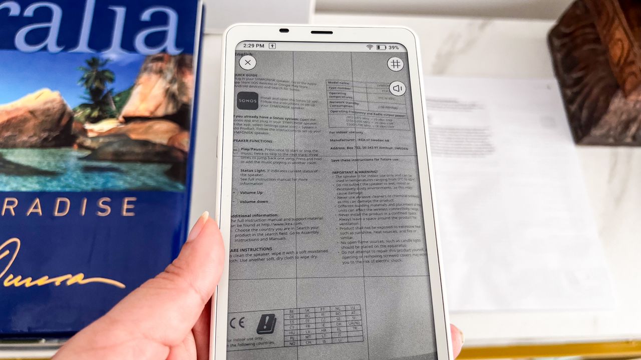 The Onyx Boox Palma 2 being used to scan a document