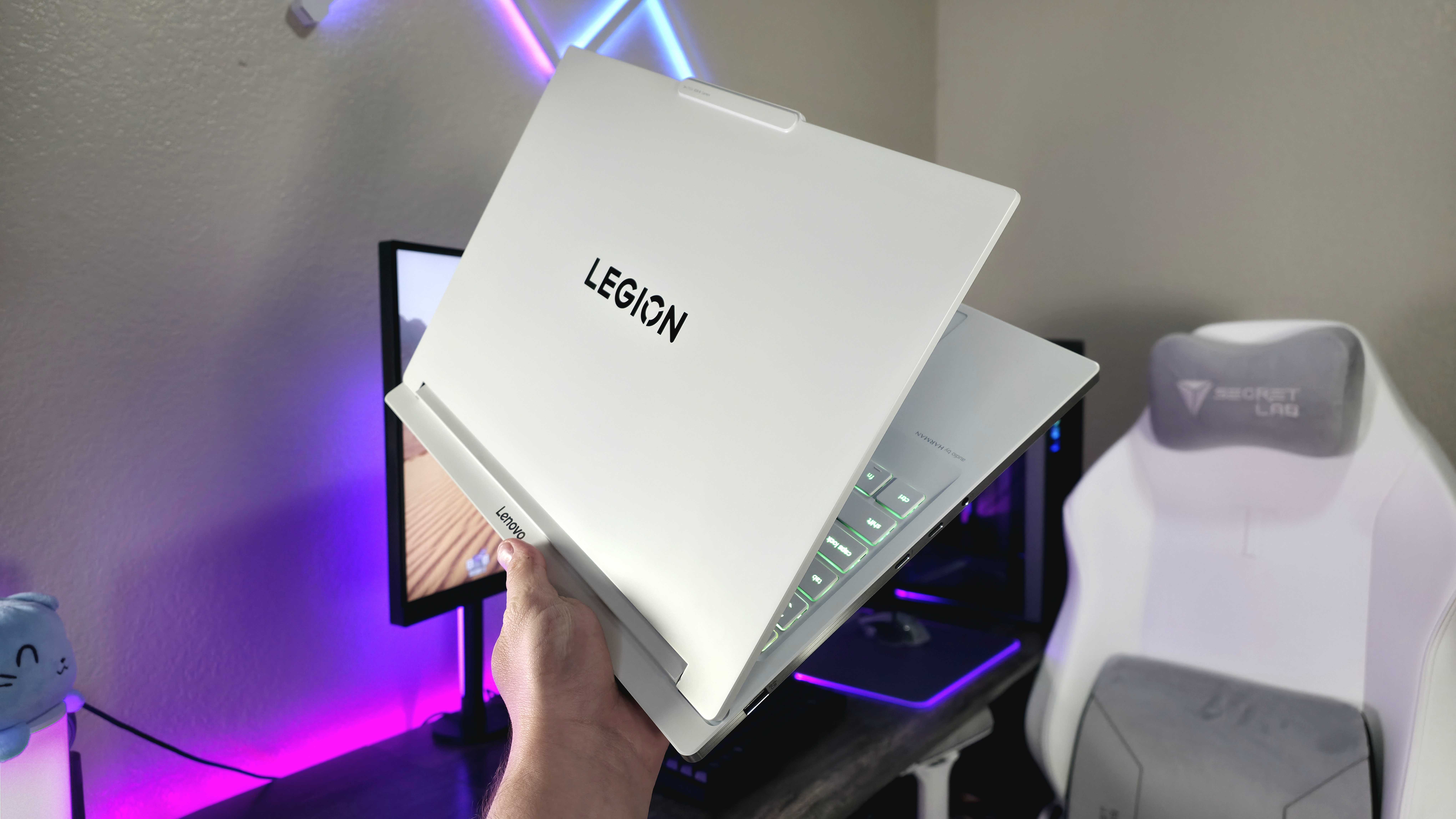 Image of the Lenovo Legion 7i 16 (Gen 10) gaming laptop.