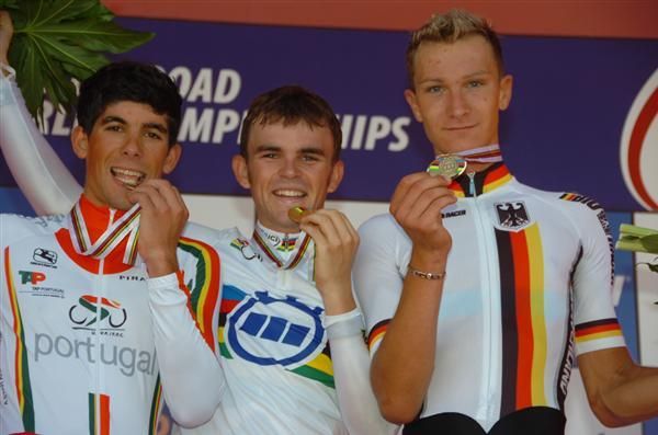 Nelson Oliveira (Portugal), Jack Bobridge (Australia) and Patrick Gretsch (Germany) display their medals.