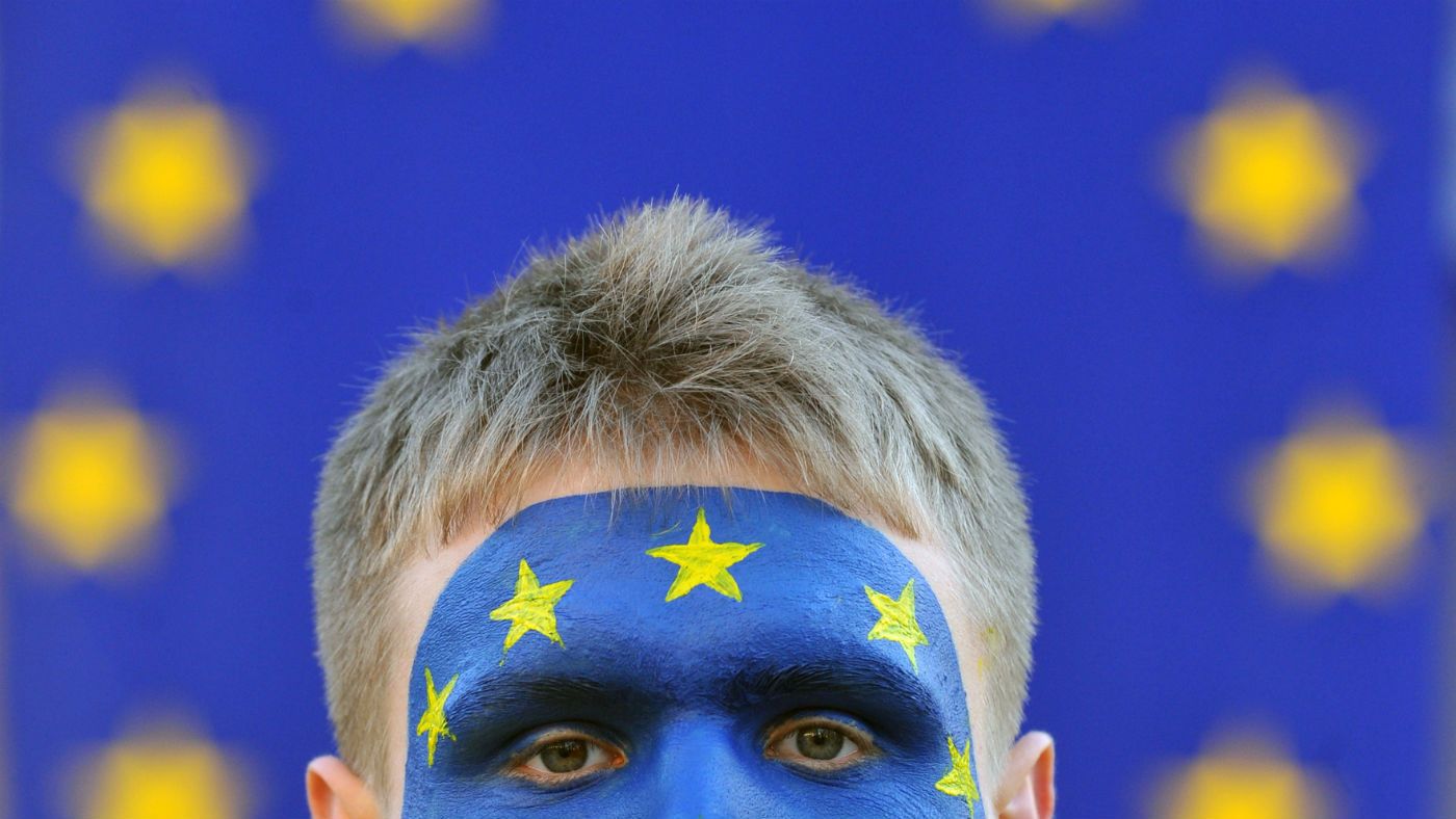 EU split over expansion plans