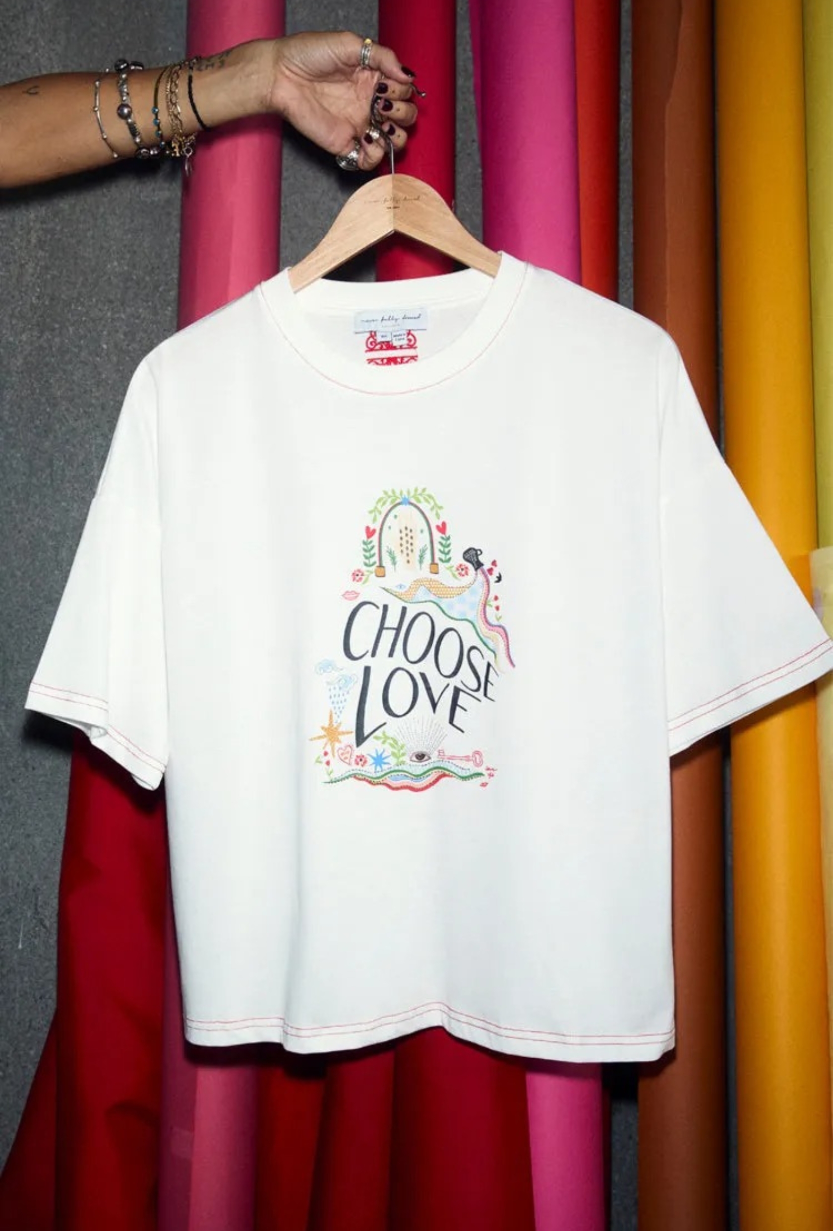 Choose Love T-Shirt - Xs