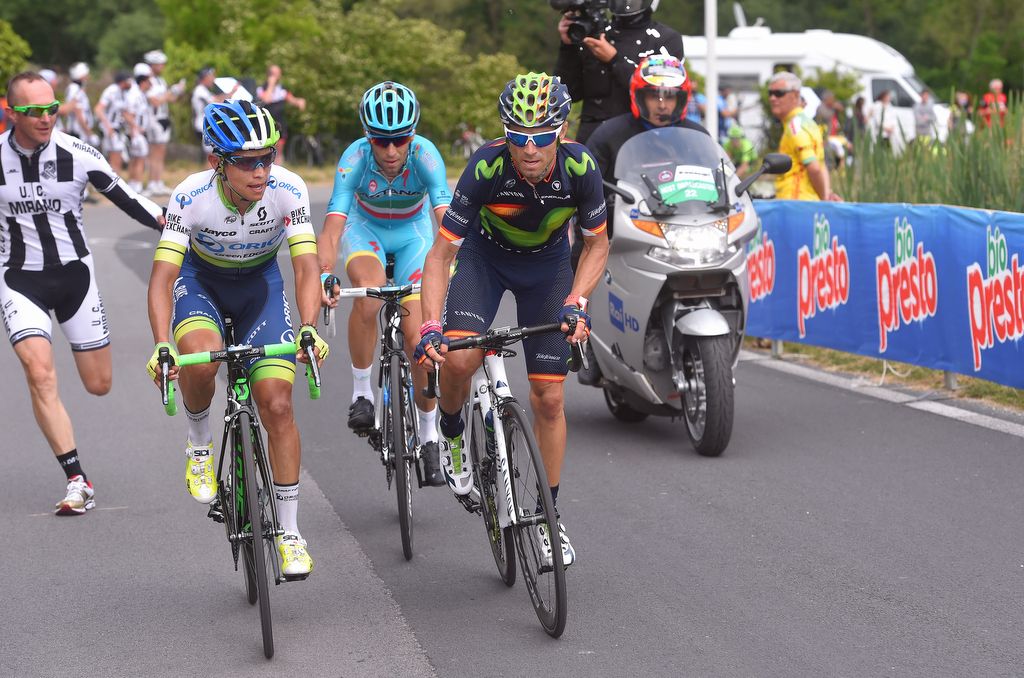 Esteban Chaves (Orica-GreenEdge) with Valverde and Nibali