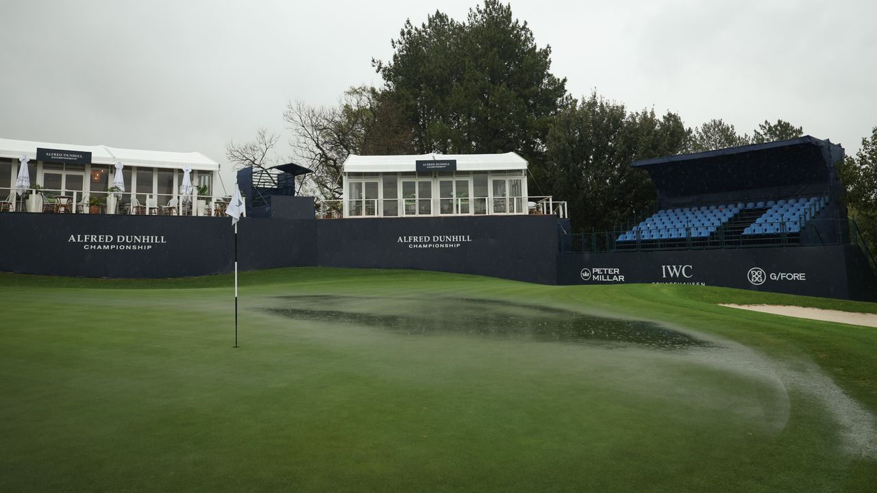 A waterlogged green at the Alfred Dunhill Championship 