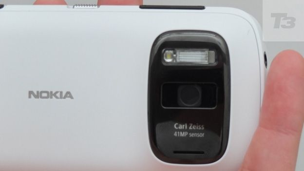 Nokia 808 PureView review