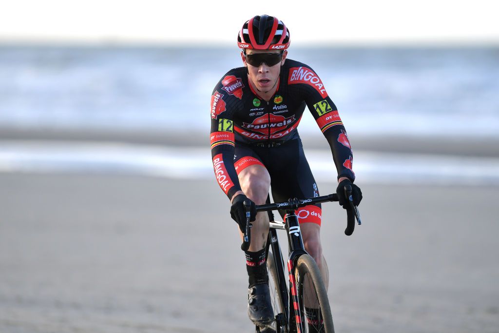MIDDELKERKE BELGIUM JANUARY 09 Laurens Sweeck of Belgium competes during the 105th Belgian National Cyclocross Championships 2022 Mens Elite bkmiddelkerke on January 09 2022 in Middelkerke Belgium Photo by Luc ClaessenGetty Images