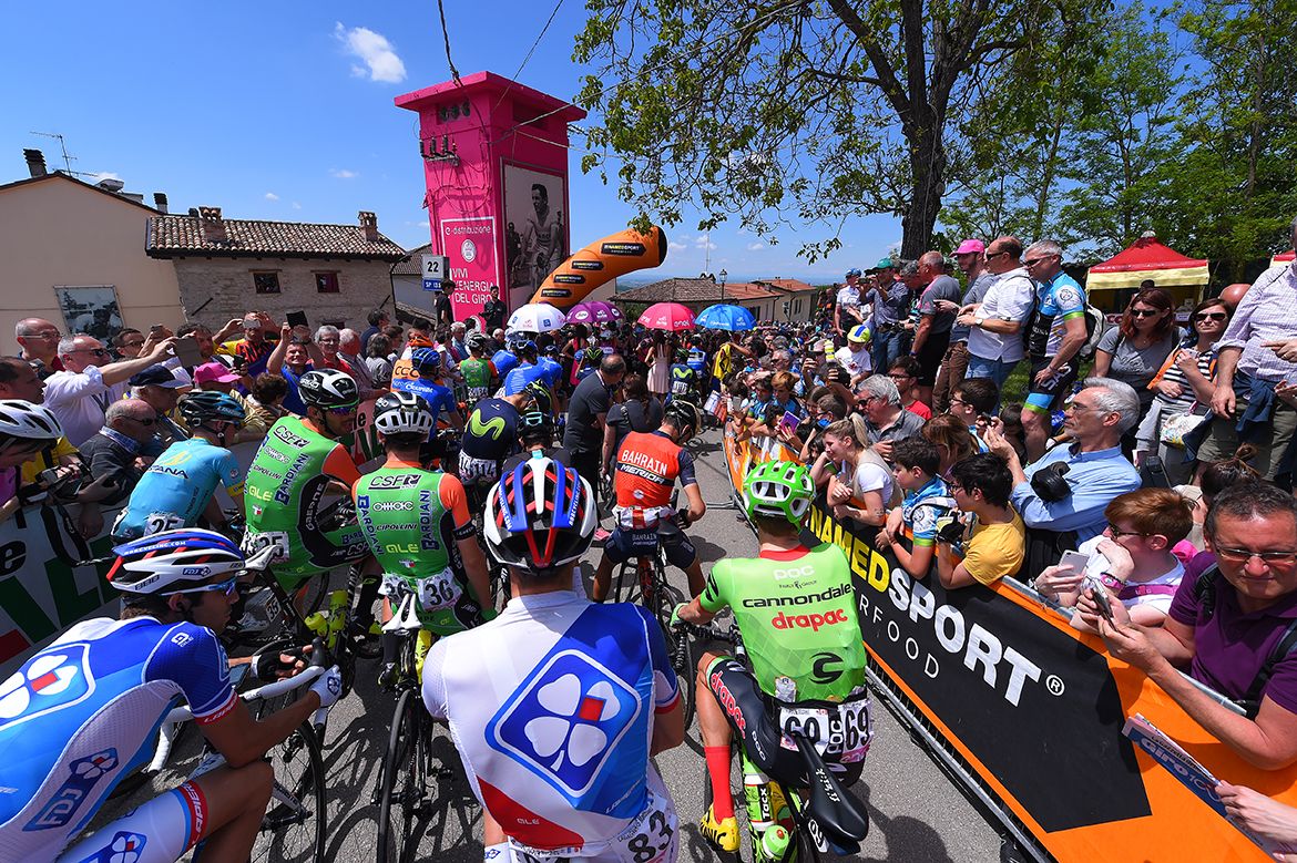 The start line on stage 14 of the Giro d'Italia