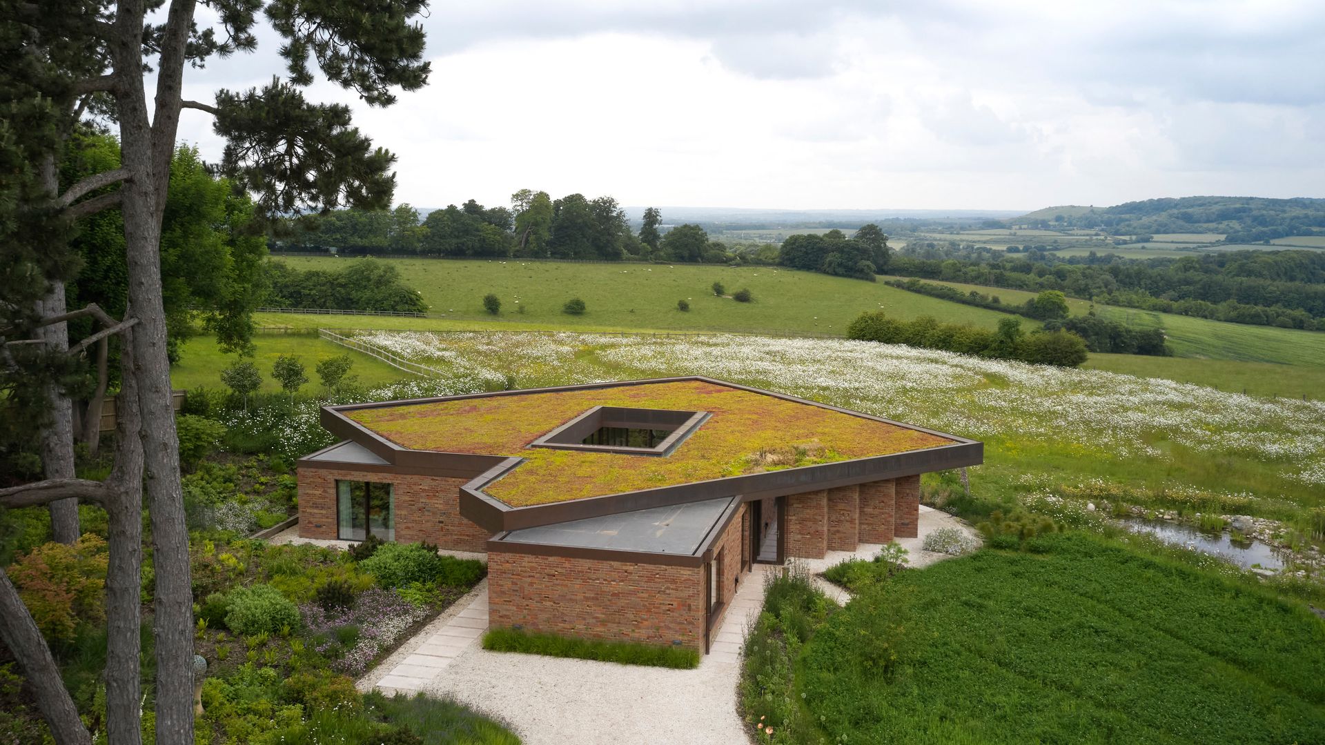Tour Foxglove House, a new home in the English countryside | Wallpaper*