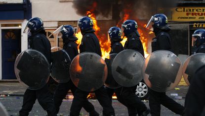 Police, Riot Police, UK