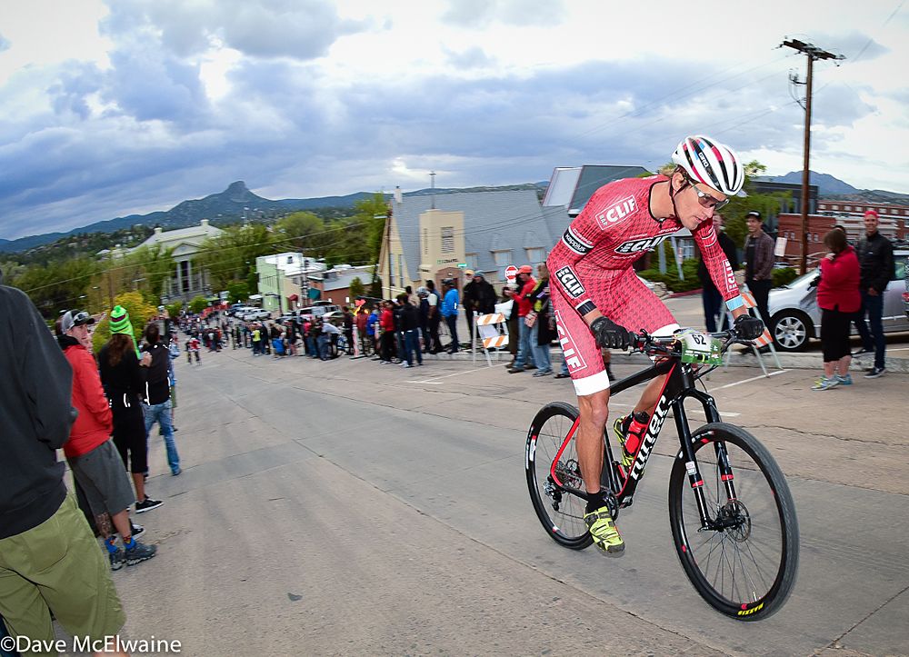 Menso DeJong (Cliff Bar) amassed quite a lead ahead of Zandstra and Wells