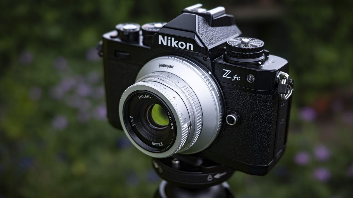 The Pergear 25mm f/1.7 lens attached to a Nikon Z fc