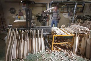 Andrew Kember of Salix cricket bats (Photo ©Richard Cannon / Country Life)