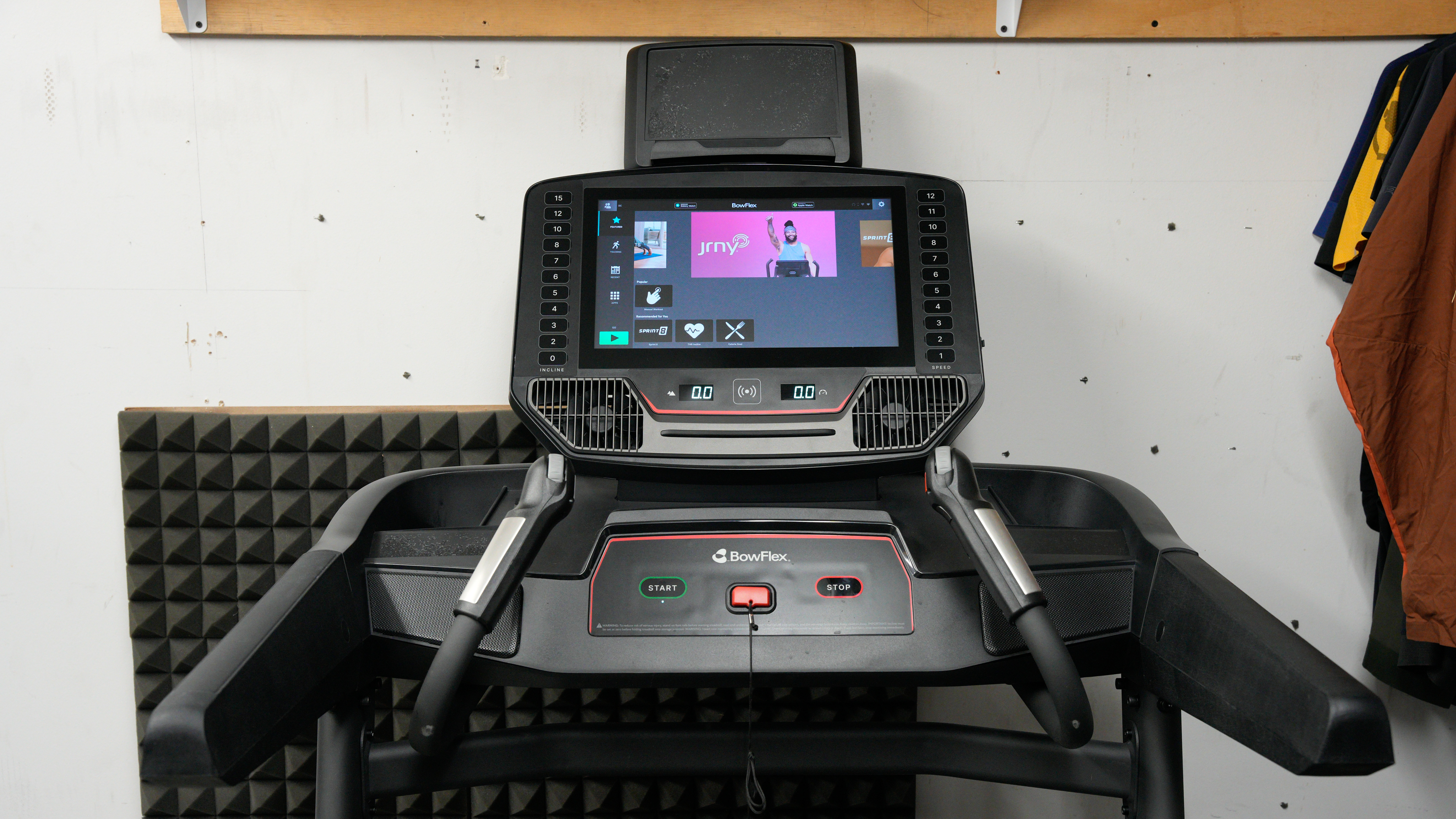 Close up of Bowflex T16 screen
