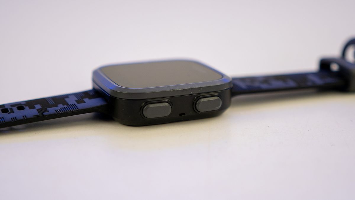 The side navigation buttons on the Garmin Bounce kids smartwatch