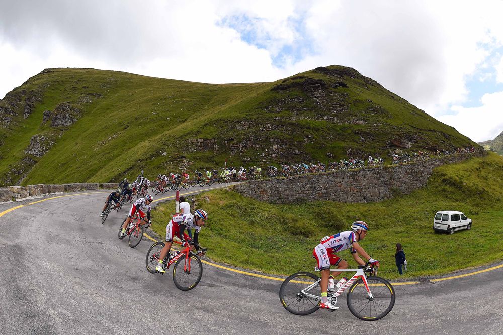 Descending on stage 14 of the Vuelta a Espana