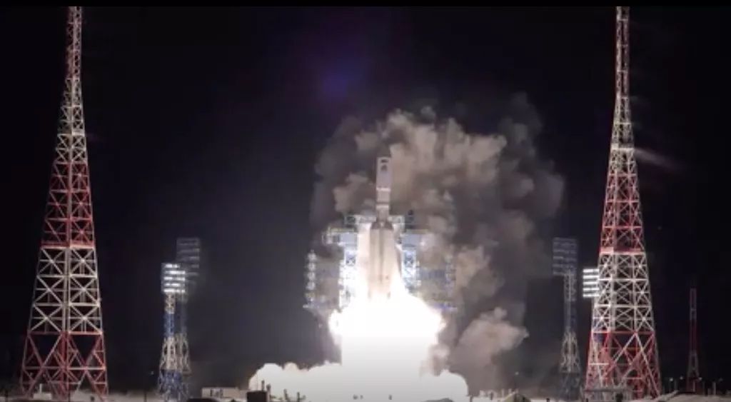 A Russian Angara A5 rocket launches from Plesetsk Cosmodrome on the vehicle’s third demonstration mission on Dec. 27, 2021. The rocket, carrying a dummy payload, reached low-Earth orbit, but an upper-stage engine failure prevented it from going higher as planned, according to media reports.