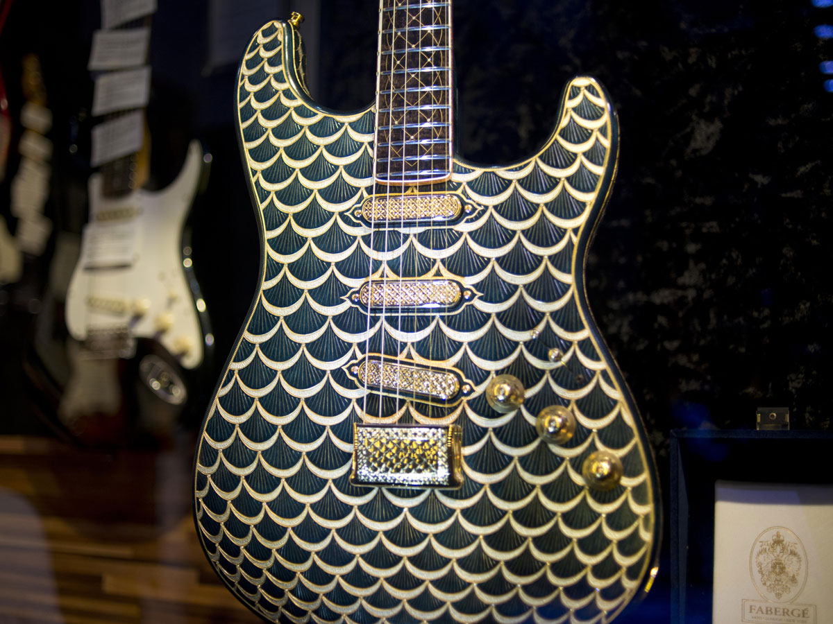 Fender Custom Shop Pine Cone Stratocaster