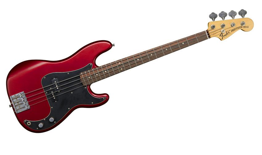 It's a striking instrument: simple in looks, but the Candy Apple Red with the black scratchplate is a bold statement
