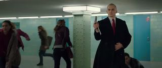 Agent 47 being decidedly unstealthy.