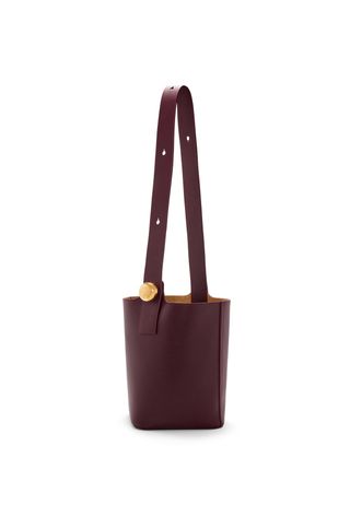 Medium Pebble Bucket in Mellow Calfskin