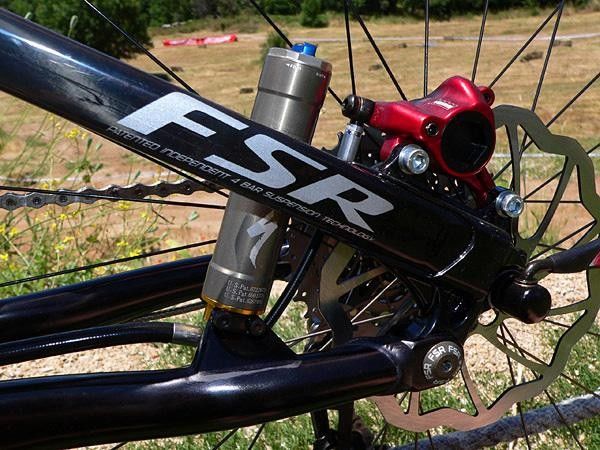 The remote Brain unit now fastens to a cleaner and lighter mount on the chain stay.