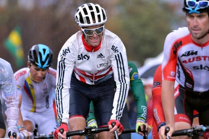 David Millar (Great Britain) powers on in the rain