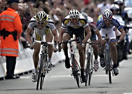 Bernhard Eisel (HTC-Columbia) on his way to winning Gent-Wevelgem ahead of surprise second Sep Vanmarcke (Topsport Vlaanderen)