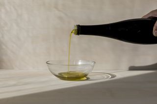Healthy salad dressings: olive oil