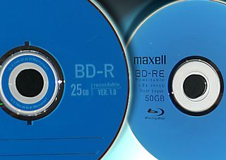 All Blu-ray players announced do not only support BD-ROM movie discs, but also blank media such as BD-R and BD-RE as well as the BD Hybrid DVD (4.7 and 8.5 GB). However, not all players support all capacities. For example, Samsung's BD-P1000 does not play