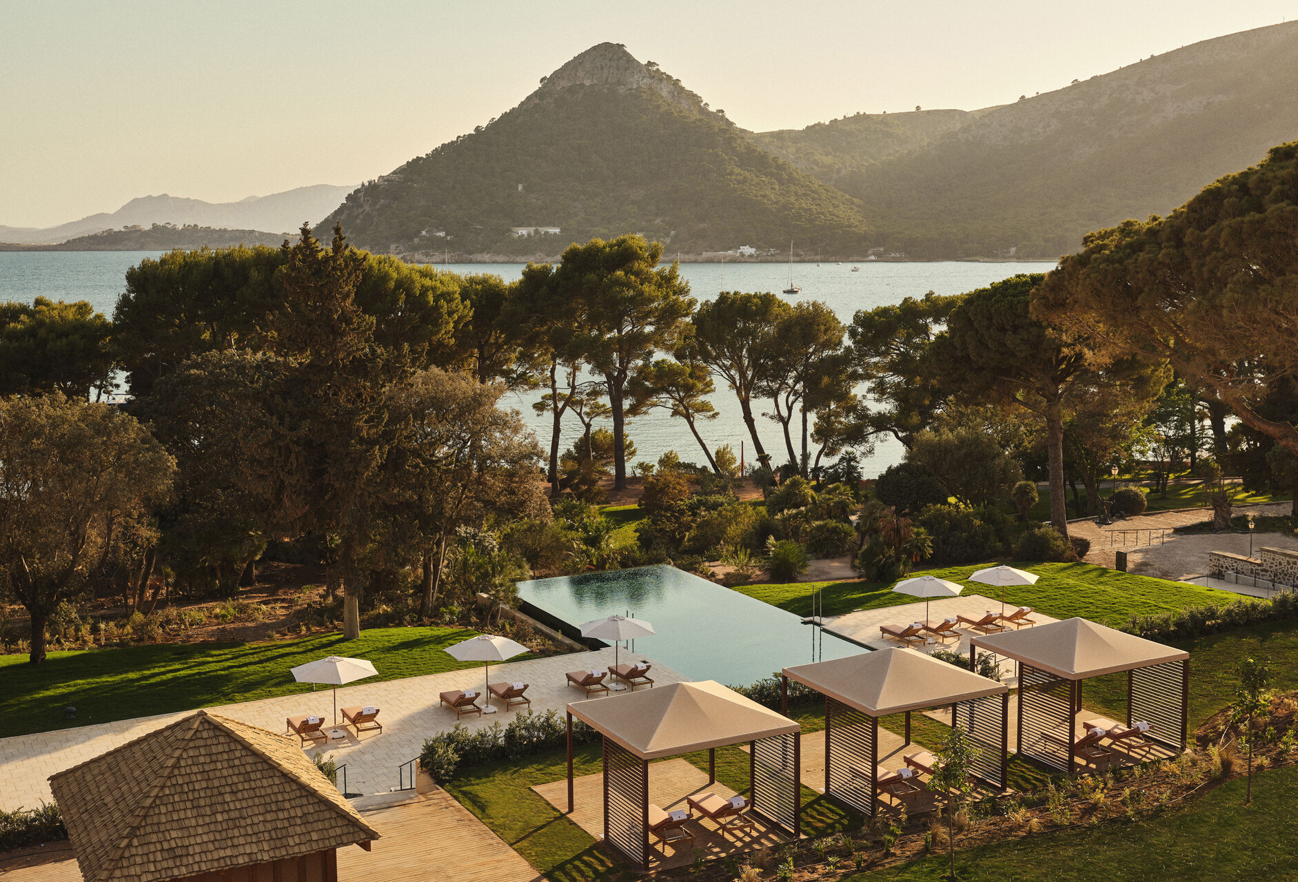 best mallorca hotels total solar eclipse 2026
