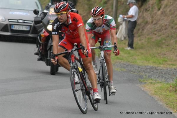 The break worked together but failde to establish themselves far off the front.