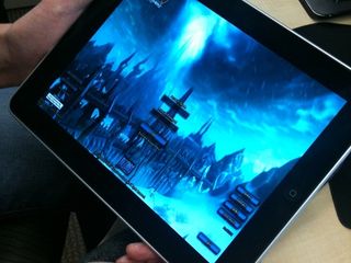 Dave Perry shows off WoW running on the Apple iPad