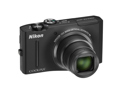 Nikon Coolpix S8100