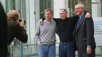 Apple store trio