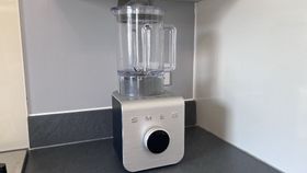 Smeg 50s Style Blender BLC02