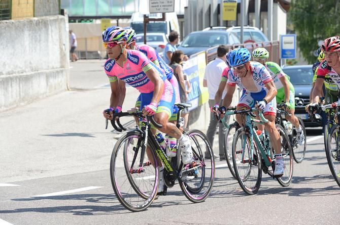 SImone Stortoni pushes the pace at the front