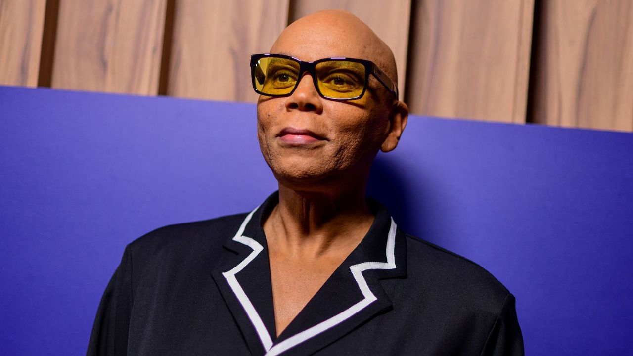 RuPaul's monochromatic home exterior is trendy yet timeless | Homes ...