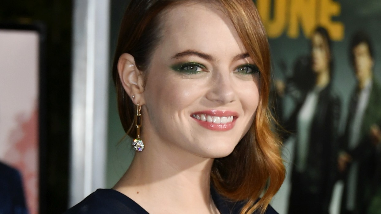 Emma Stone Expecting Child With Husband Dave McCary