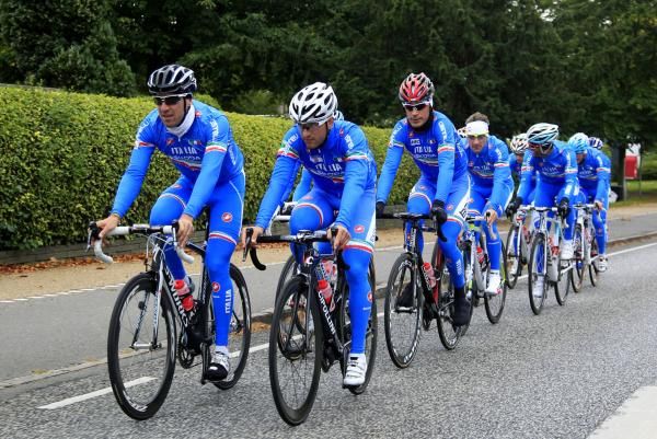The Italians kept wrapped up against the cold