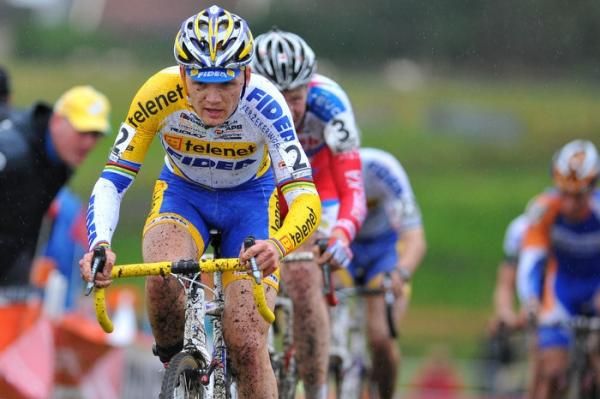 Arnaud Jouffroy (Telenet-Fidea) during the under 23 race at the Gieten Superprestige.