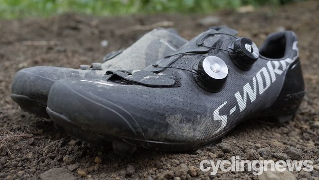 gravel bike clipless shoes