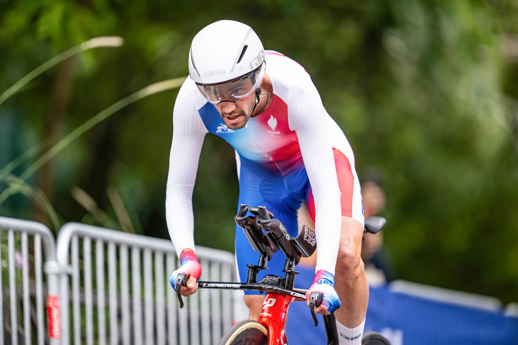 Thomas Peyroton-Dartet en route to C3 time trial gold at the 2024 Paris Olympic Games
