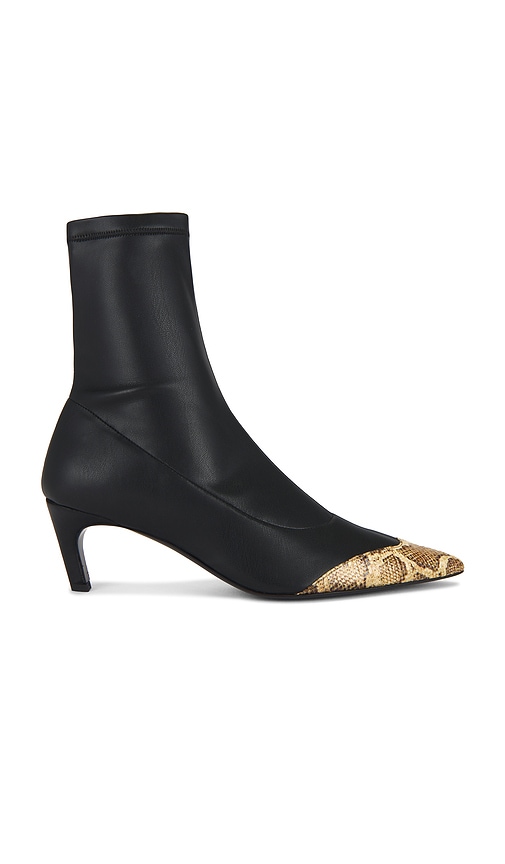 Frances Boot