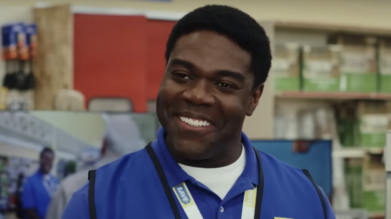 Sam Richardson smiling on Poker Face